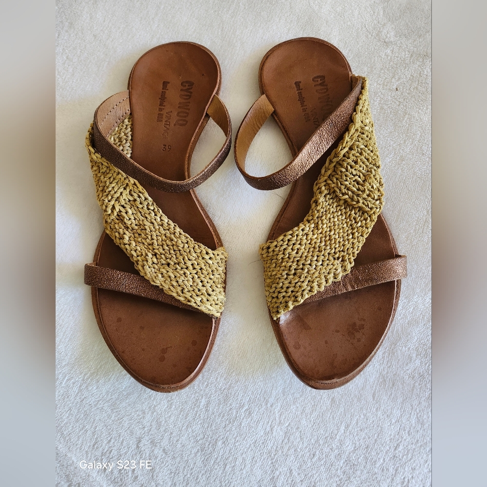 Cedwoq Sundance Brown and Raffia Braided Strappy Sandals